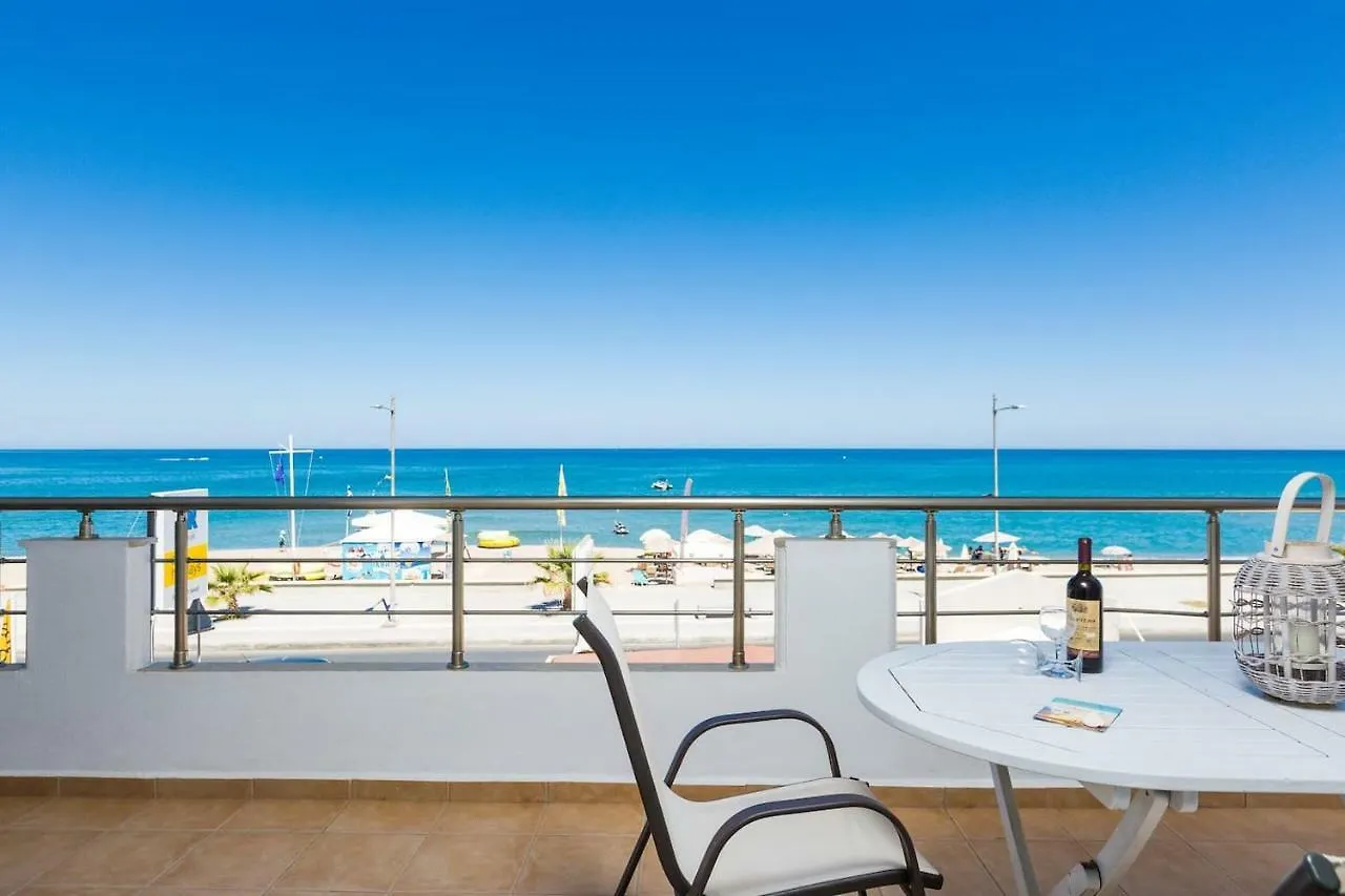 Beachfront Apartment Rethymno