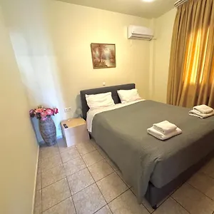  Apartment George Airport